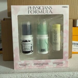 Physicians Formula Charcoal Detox and Cucumber Bamboo Set